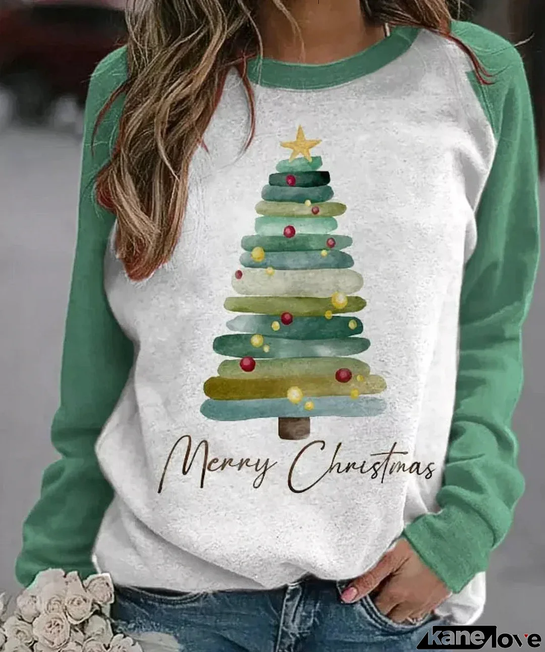 Trendy and light Sweater