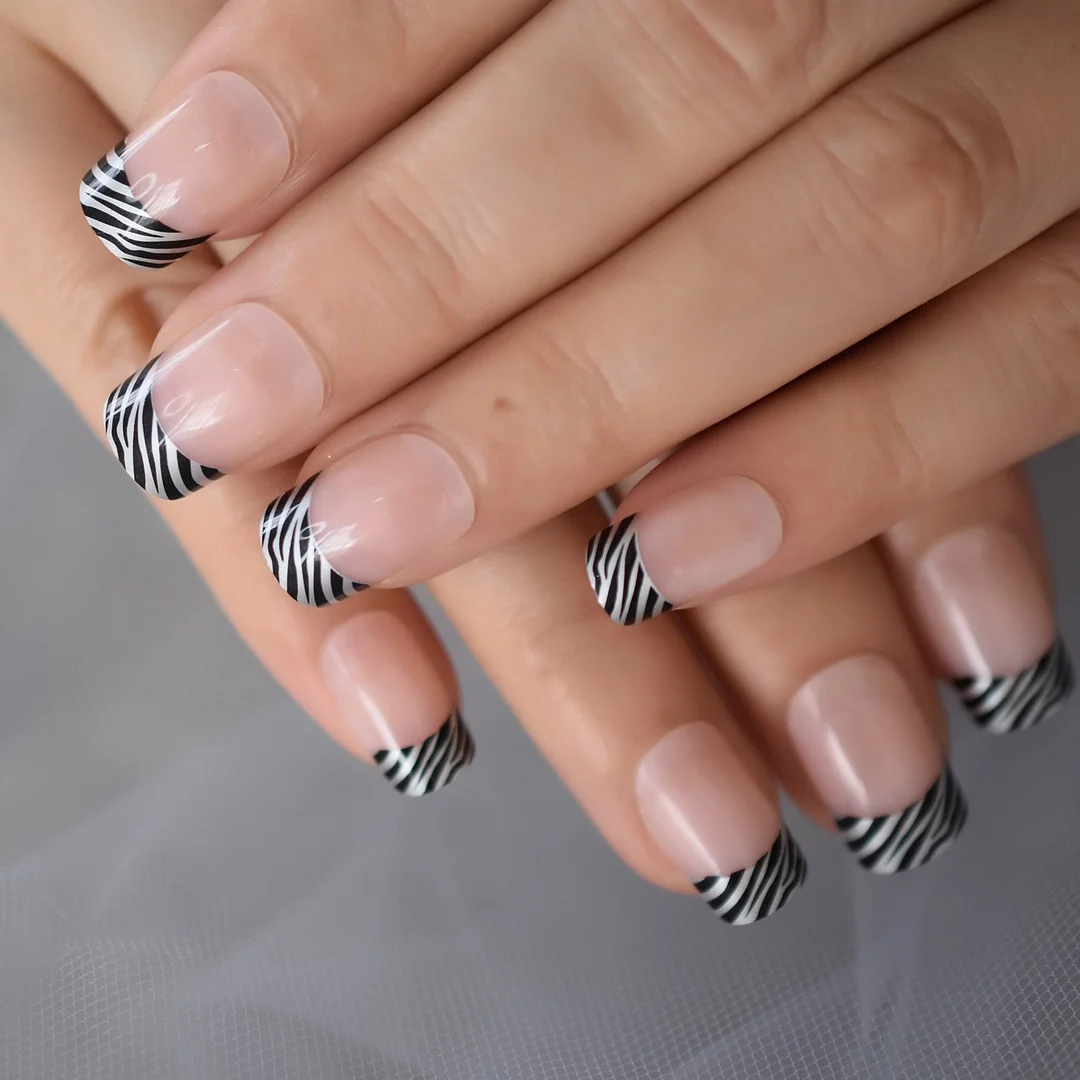 Pearl Shine Pink French Nail White Round Fake Nails Short Glossy Satin Artificial Lady Fingernails with Adhesive-Nail Inspo