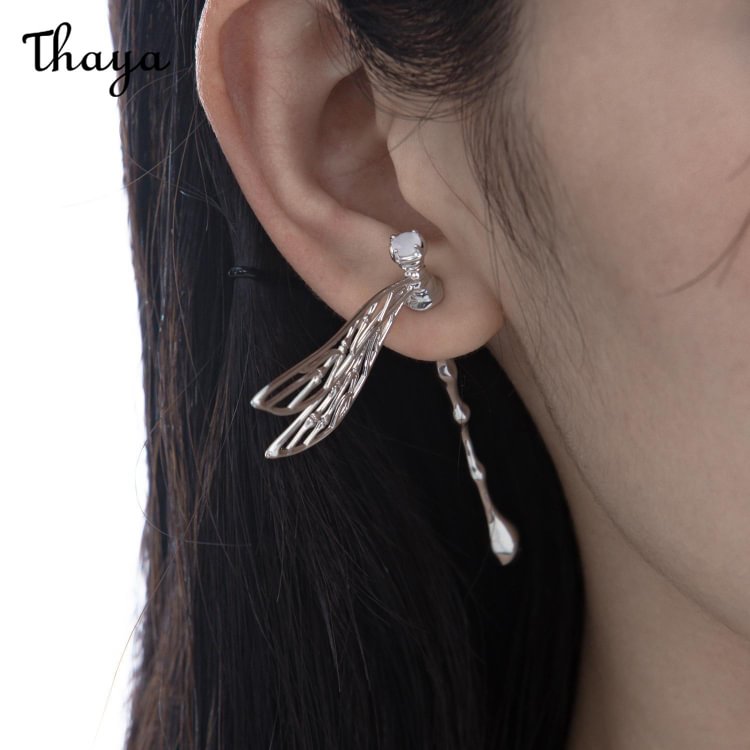 Thaya Three-dimensional Engraving Dragonfly Earrings