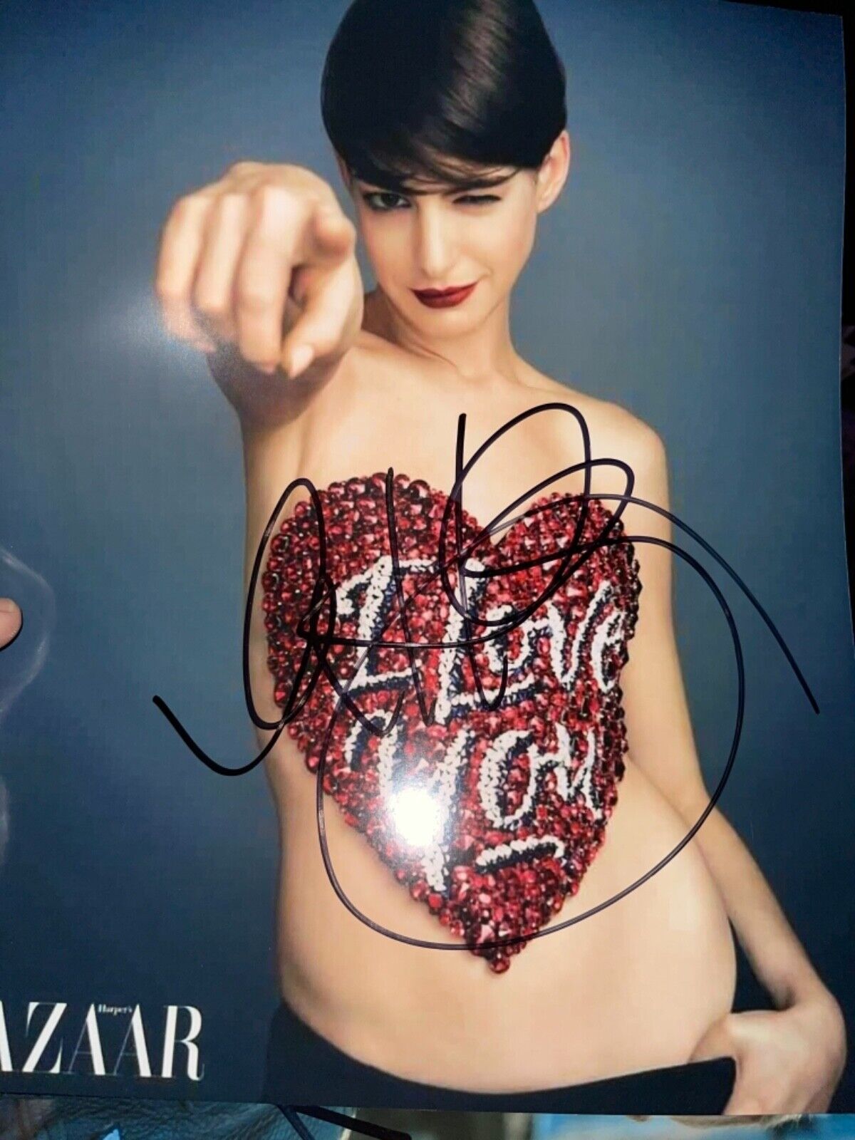 Anne Hathaway signed 8 x10 Photo Poster painting sexy picture super duper hot hott