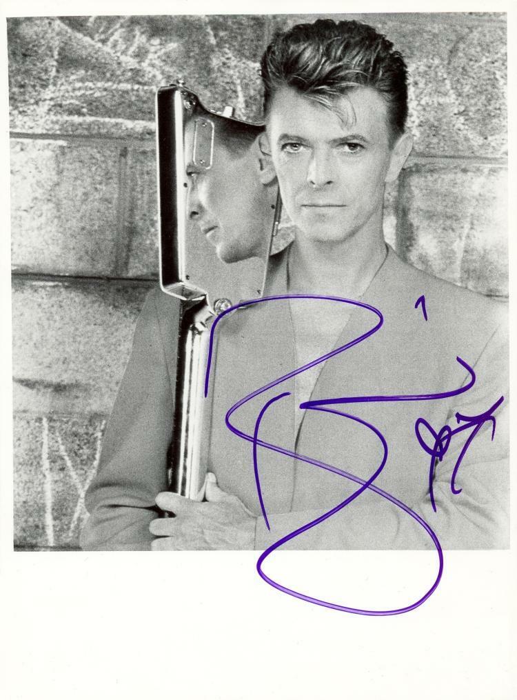 DAVID BOWIE Signed Photo Poster paintinggraph - Pop & Rock Singer - Preprint