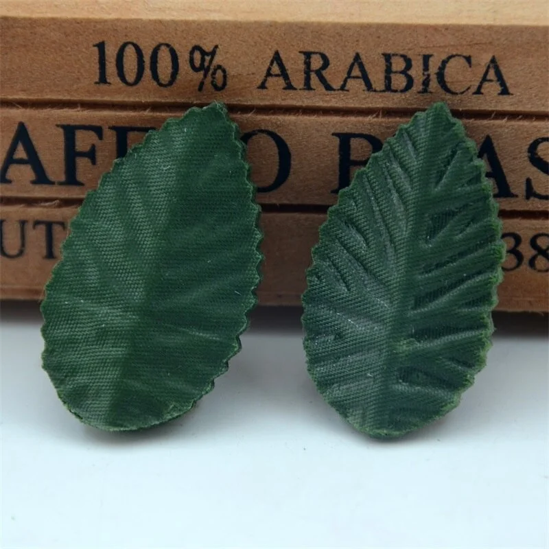 200pcs Multiple Size Artificial Silk Green Leaves Flower For Wedding Decoration Christmas Rose Leaf Decorative Fake Flower