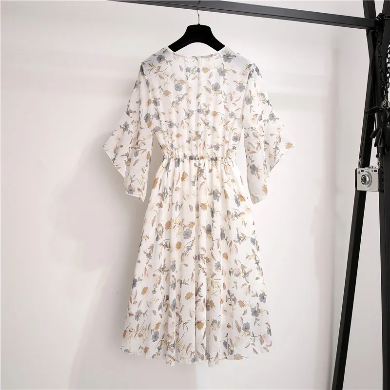 Spring Summer chiffon dress women knee length v-neck print sweet ruffle sleeeve slim new