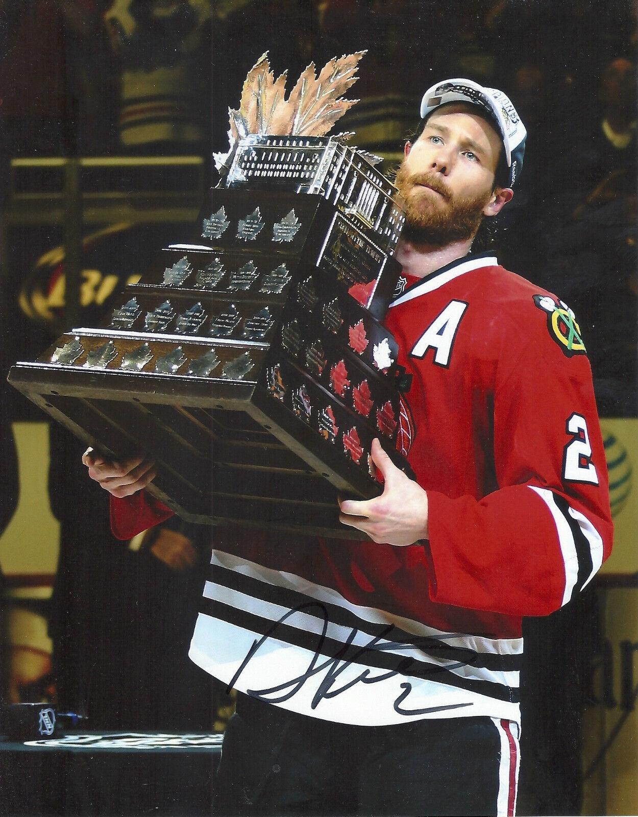 DUNCAN KEITH 'CHICAGO BLACKHAWKS' 2015 CONN SMITH SIGNED 8X10 PICTURE *COA