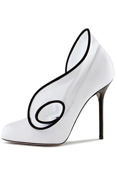 White Curve Design Stiletto Heel Dorsay Pumps Wedding Shoes Vdcoo