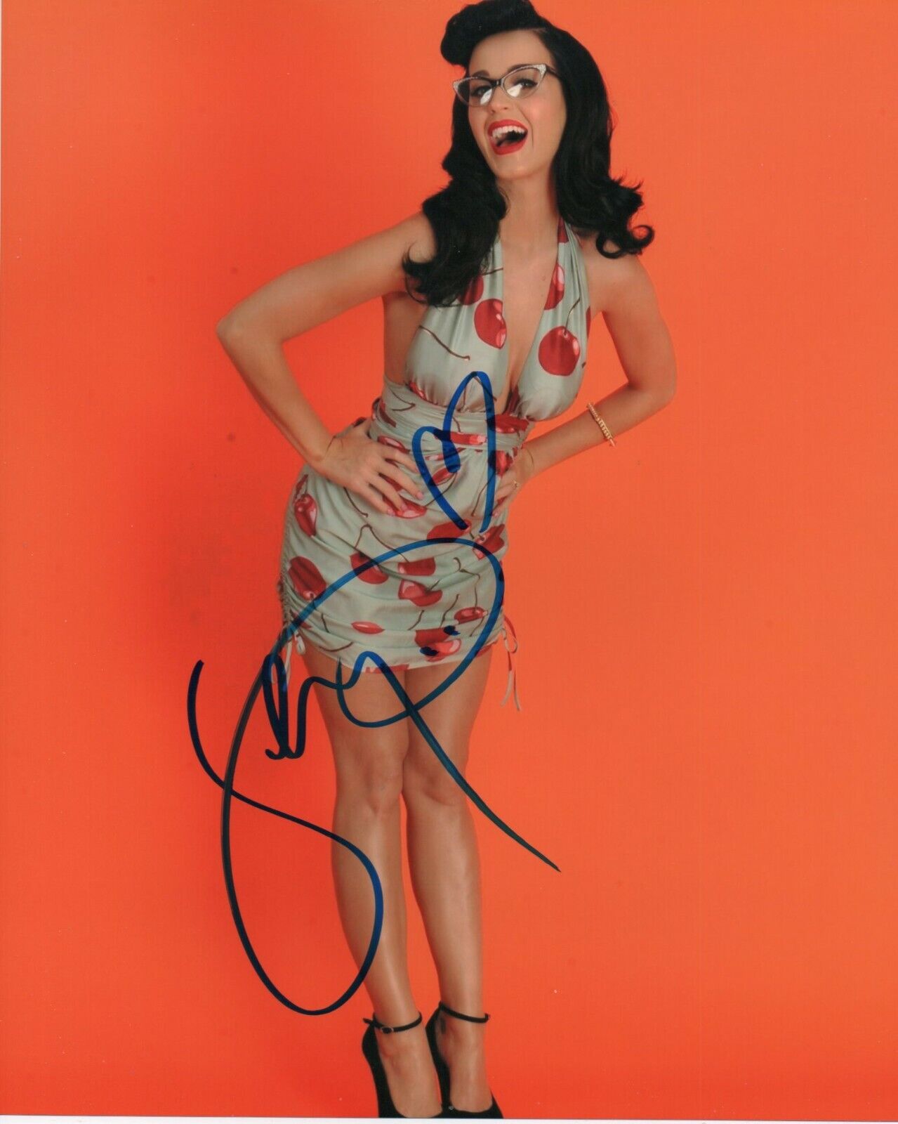 Autographed Katy Perry signed 8 x 10 Photo Poster painting Sexy