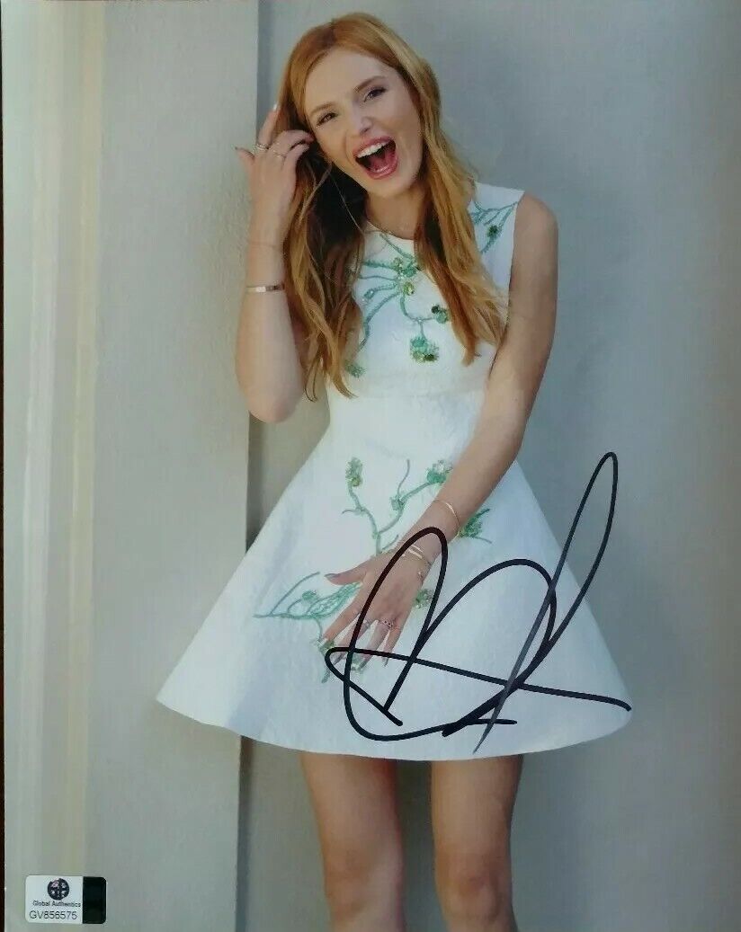 Bella Thorne Autograph Signed 8 X 10 Global Authentics COA