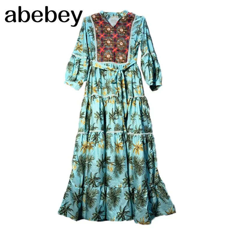 2023 summer new womenswear Bohemian tourism beach style long style dress Korean version retro printing embroidery thin dress