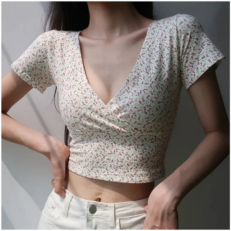Summer Y2K Vintage Floral Cross Crop Top Women T Shirt Cropped Slim Short Sleeve Tee Shirt V Neck Sexy Clothes Woman Tops