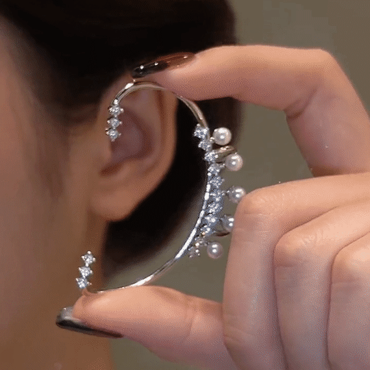 Sparkling Pearl Ear Clips