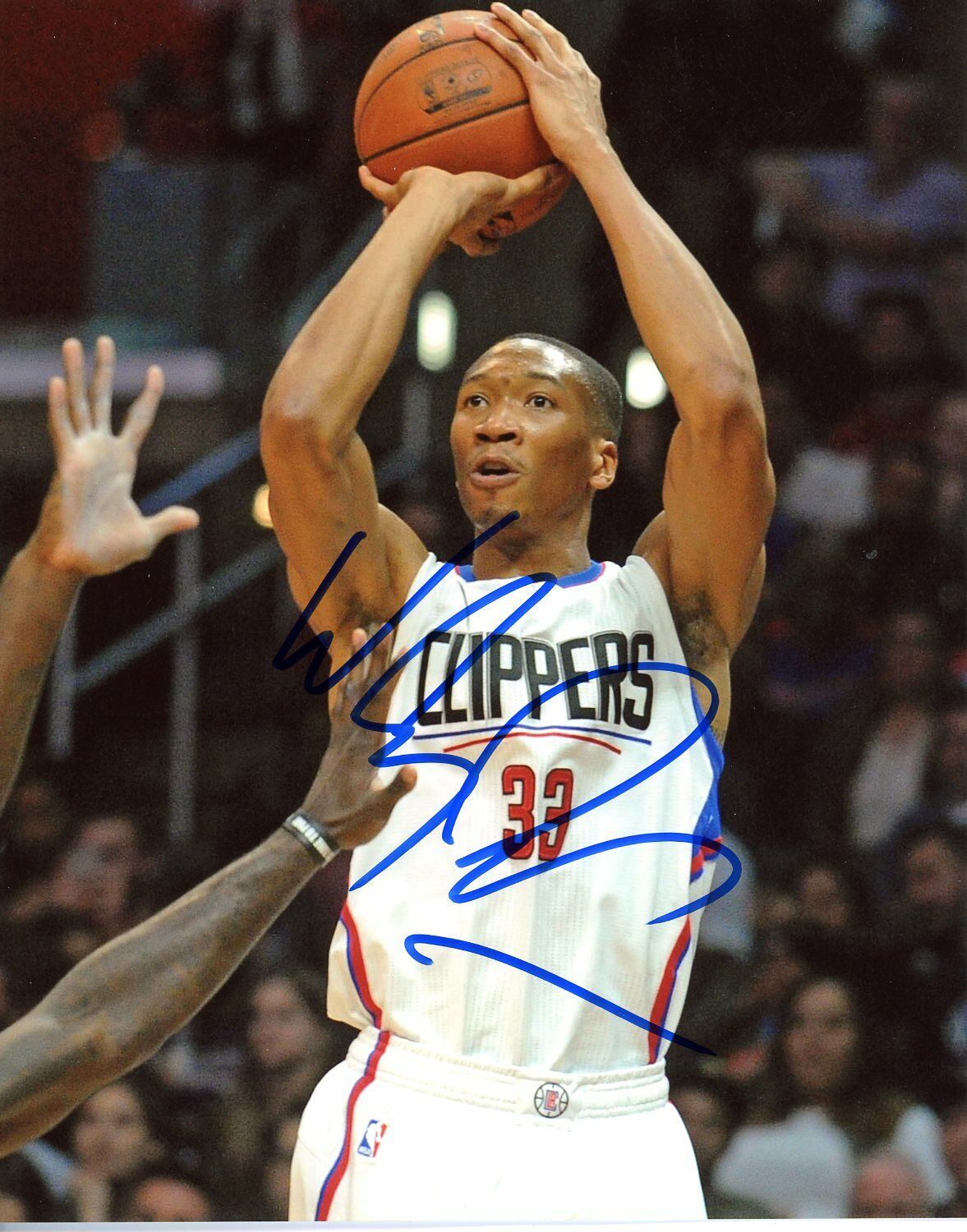 Wesley Johnson autographed 8x10 Los Angeles Clippers#S413