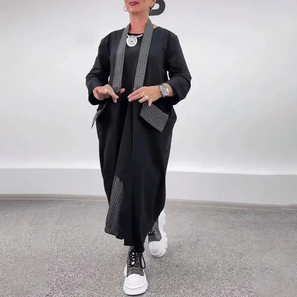 Casual Patchwork Dress with Round Neck and Loose Fit