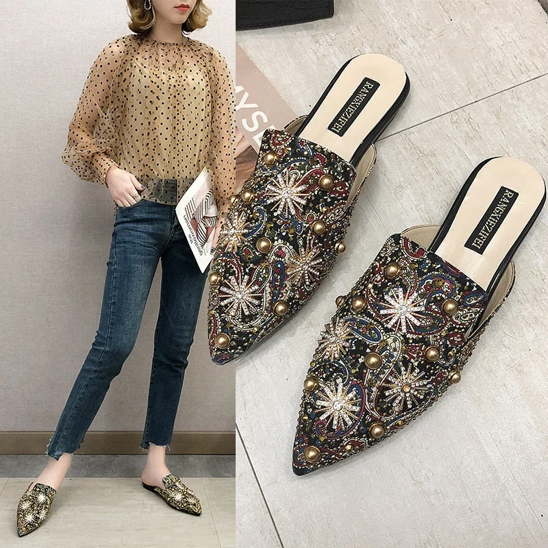 2022Luxury Women Mules Ladies Summer Chinese Slippers Women Shoes 2019 New Low Heels Flat Casual Shoes Woman Flip Flops