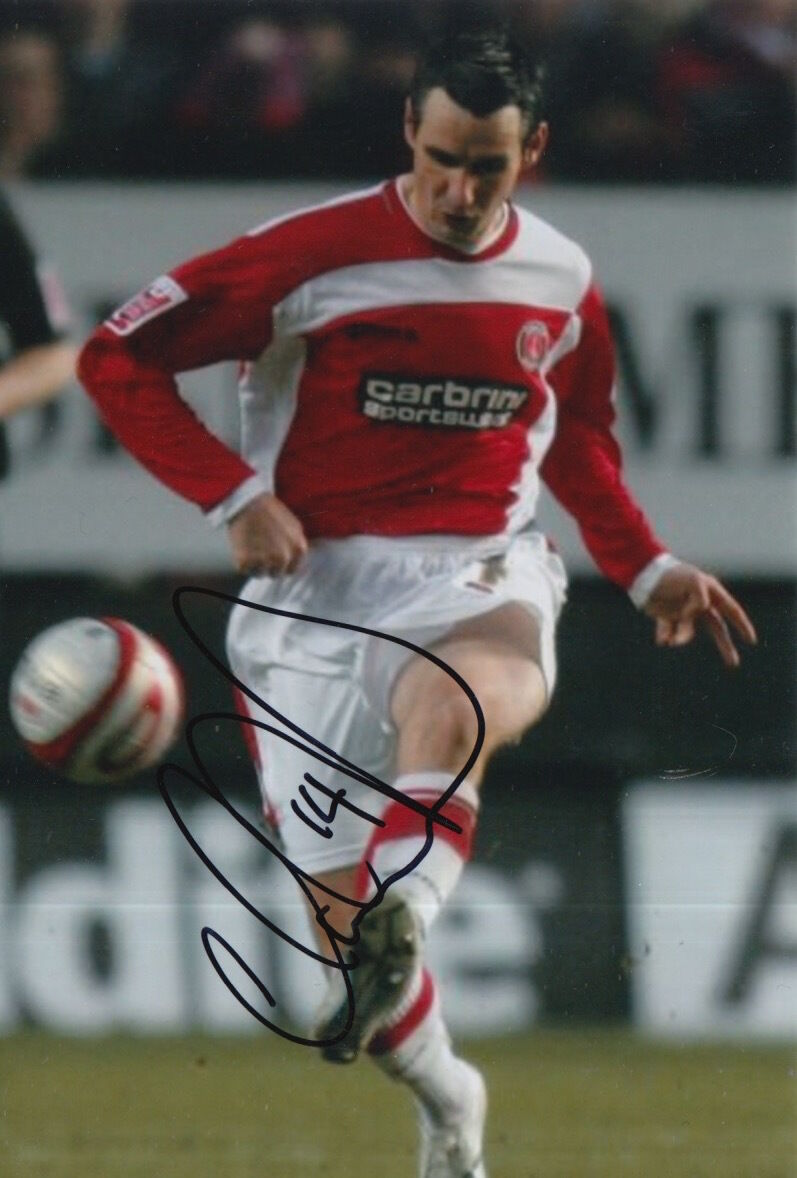 CHARLTON ATHLETIC HAND SIGNED MATT SPRING 6X4 Photo Poster painting.