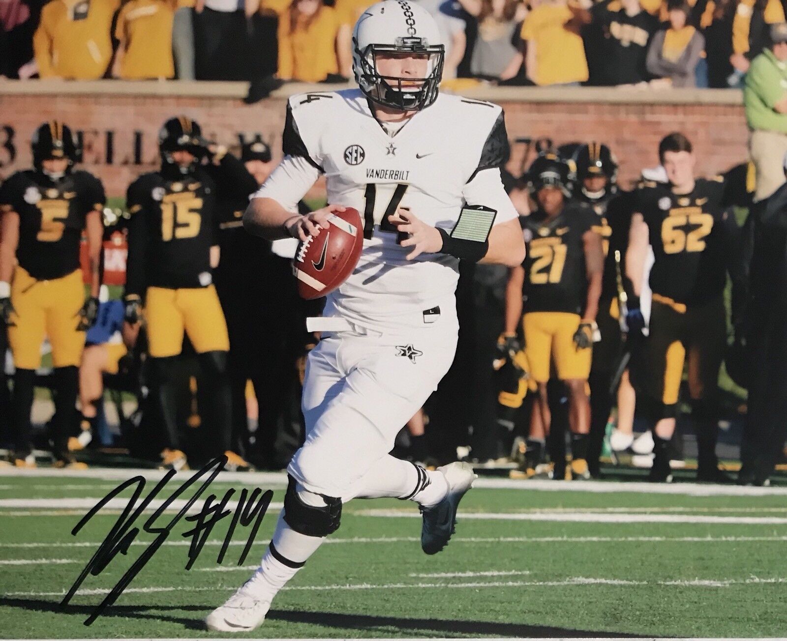 Kyle Shurmur Signed Autographed Vanderbilt Commodores 8x10 Photo Poster painting Coa