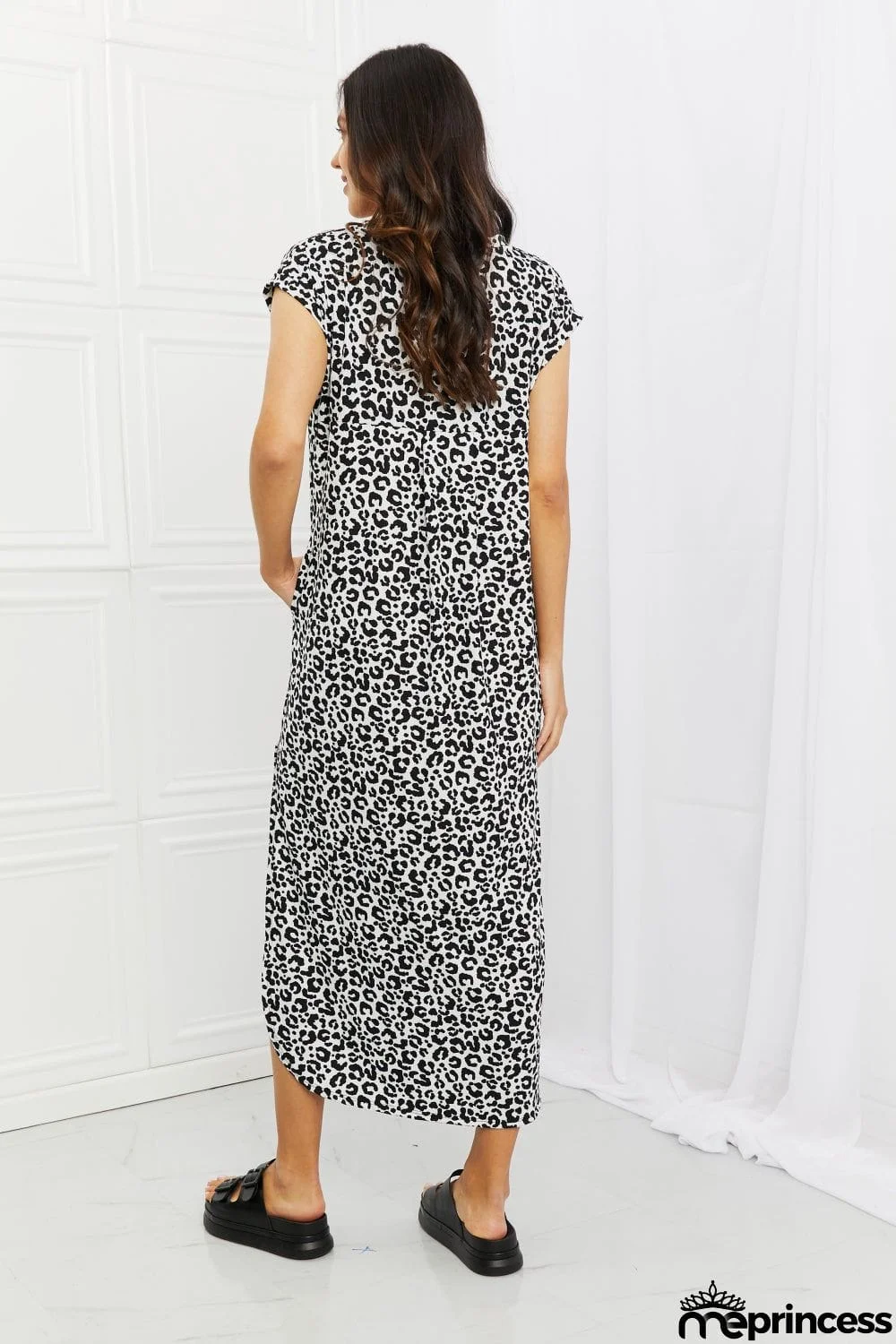 Culture Code Wild Side V-Neck Dress