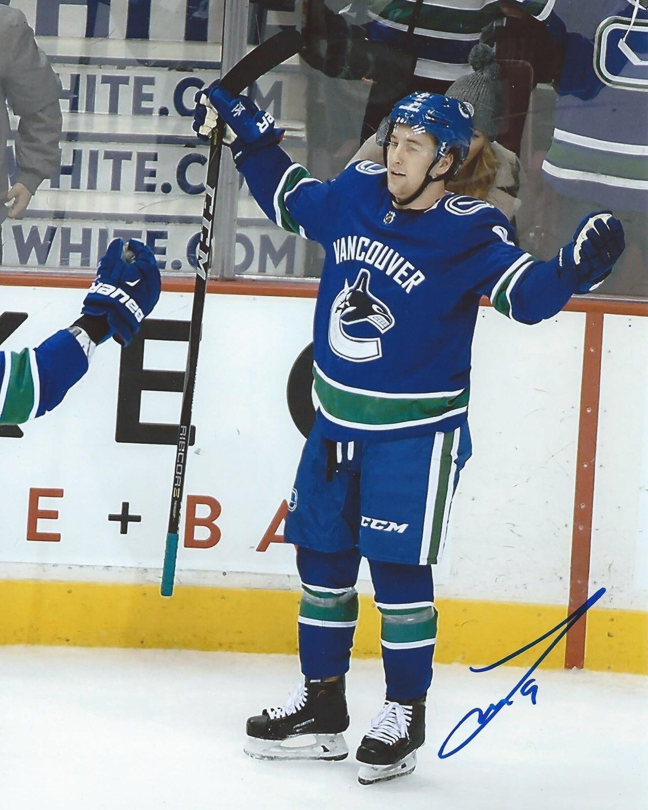 Brendan Leipsic Signed 8x10 Photo Poster painting Vancouver Canucks Autographed COA