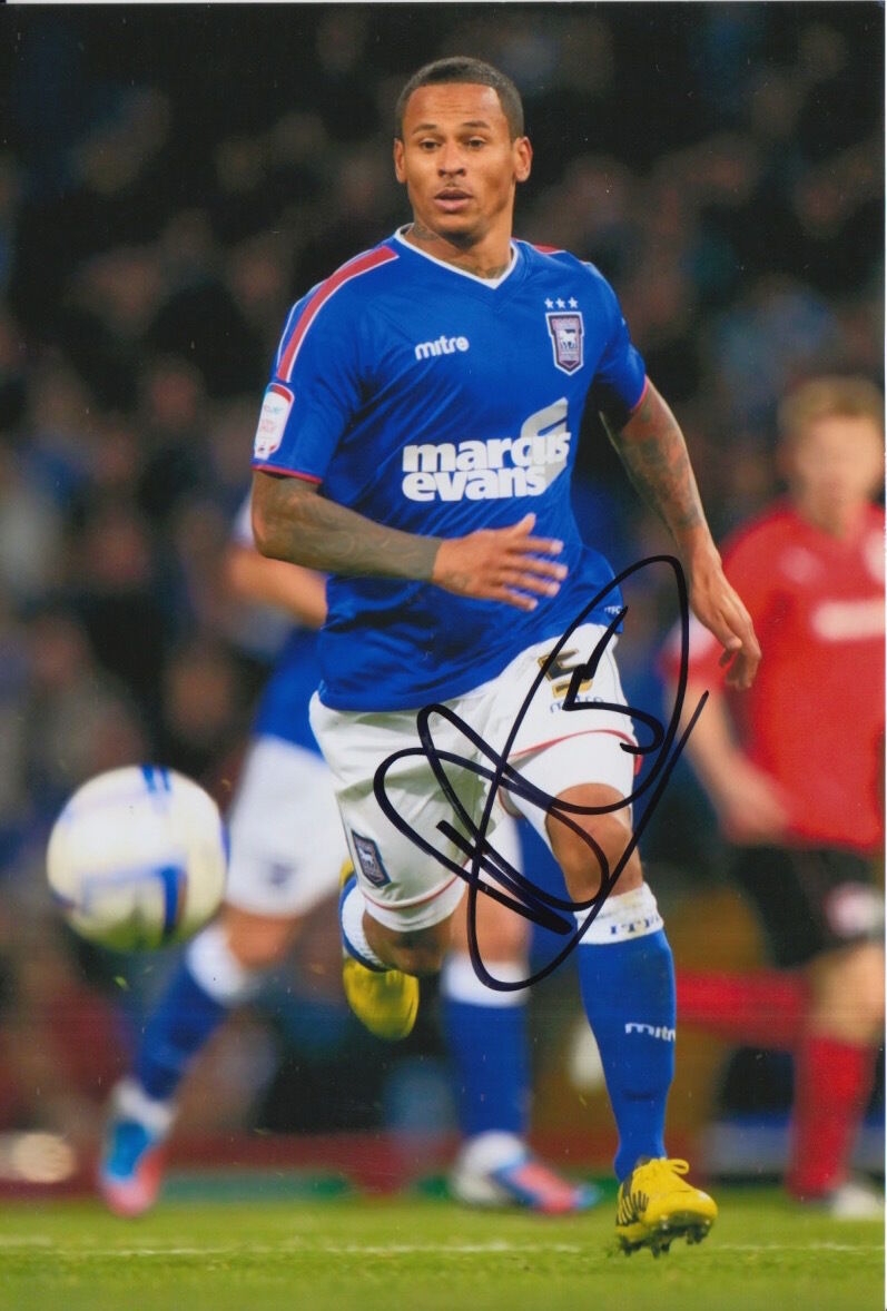 IPSWICH TOWN HAND SIGNED DJ CAMPBELL 6X4 Photo Poster painting 2.