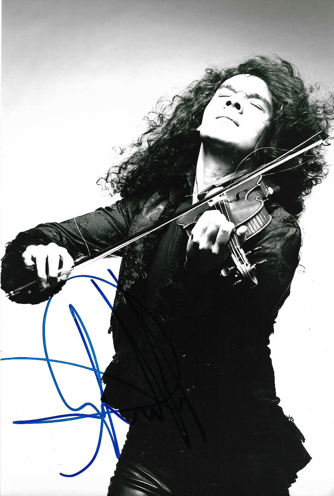 Nemanja Radulovic Violinist signed 8x12 inch Photo Poster painting autograph