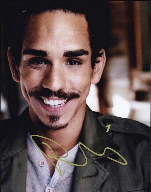 Ray Santiago authentic signed celebrity 8x10 Photo Poster painting W/Cert Autographed D5