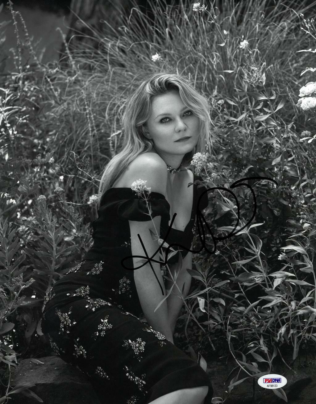 Kirsten Dunst Signed Authentic Autographed 11x14 B/W Photo Poster painting PSA/DNA #AF98133