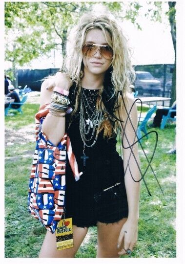 Kesha 1987- genuine autograph Photo Poster painting 8x12