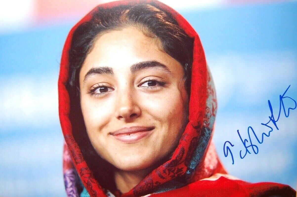 GOLDSHIFTEH FARAHANI In-Person Signed Autographed Photo Poster painting RACC COA Invasion Apple+