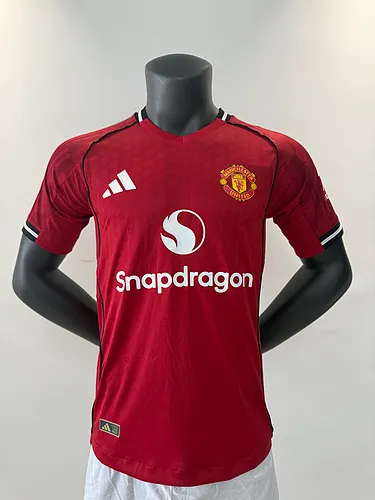 25-26 Manchester United home player version football jersey 1:1 Thailand quality
