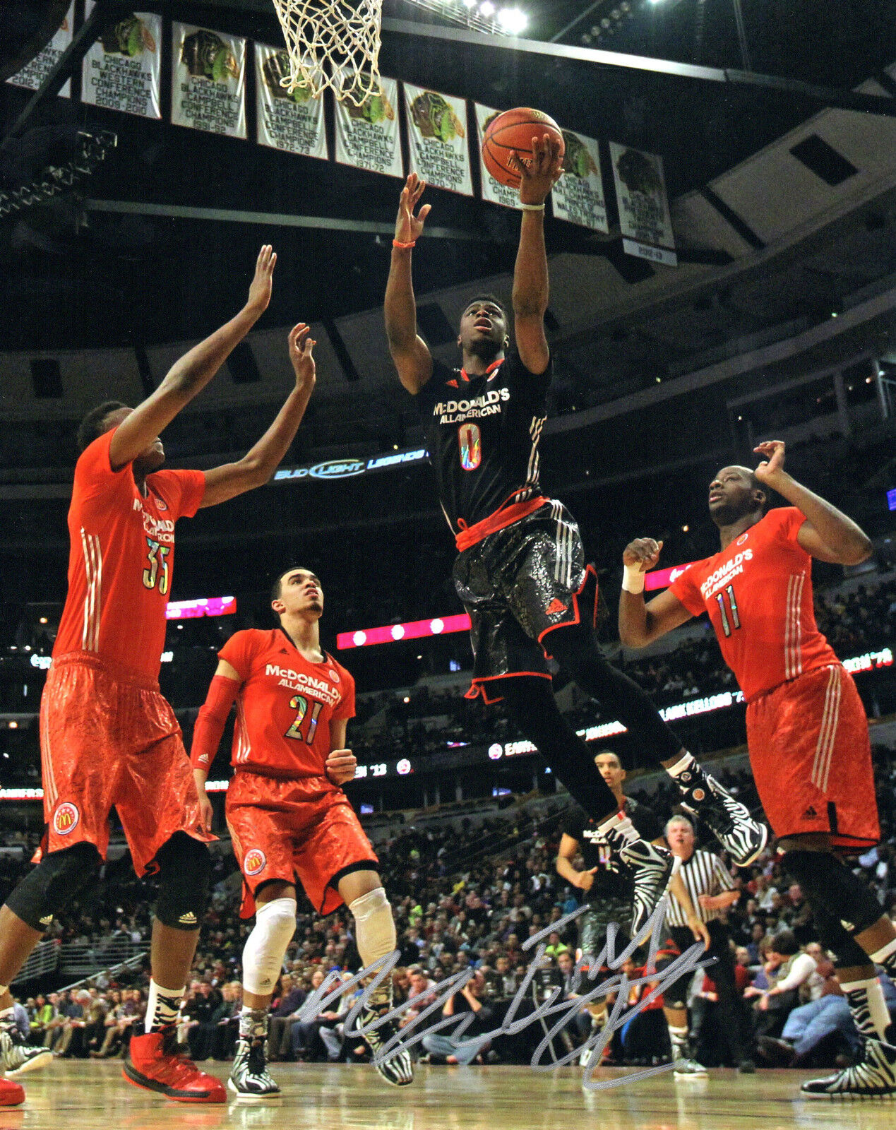 GFA McDonalds All-American * EMMANUEL MUDIAY * Signed 8x10 Photo Poster painting E4 COA