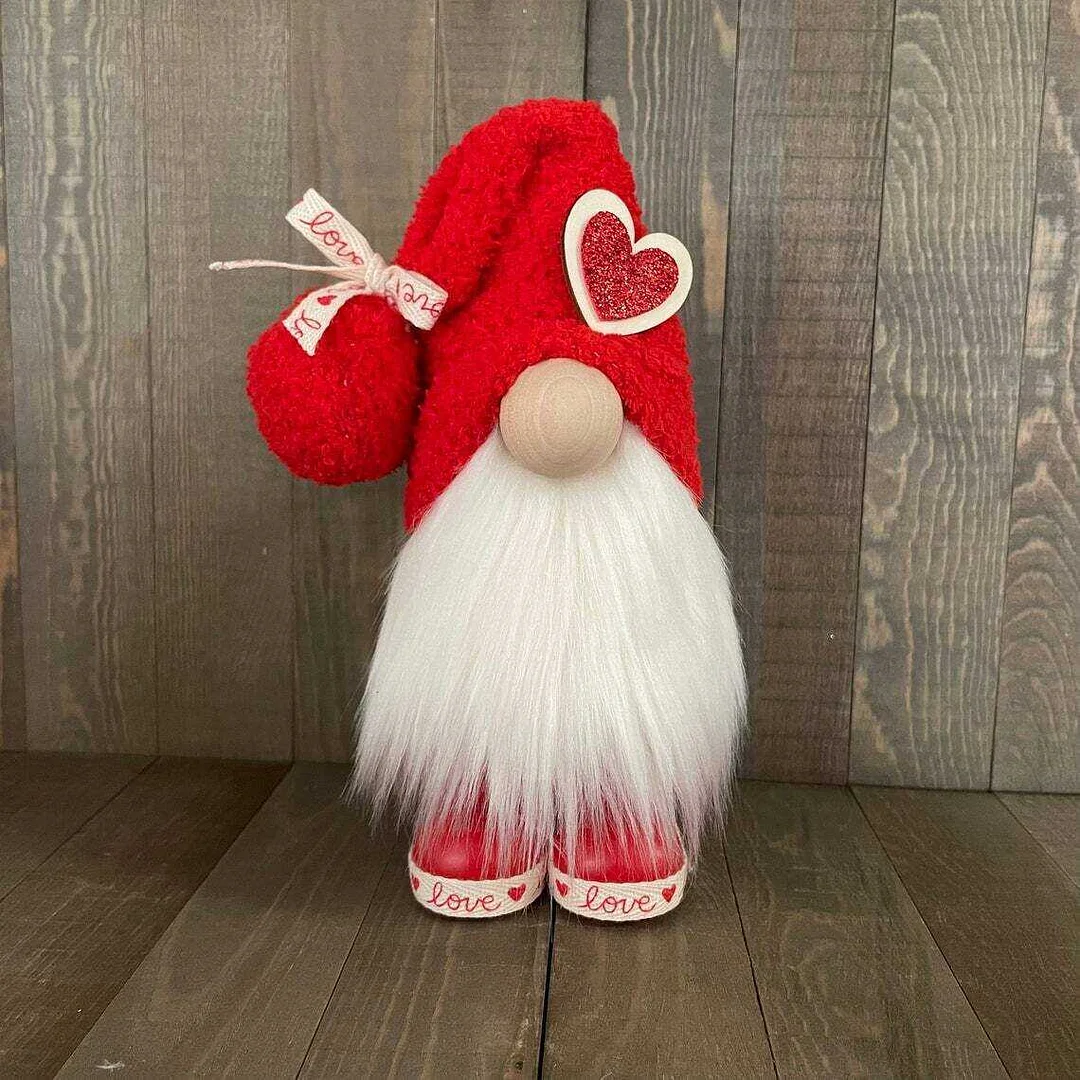 Red Heart Gnome