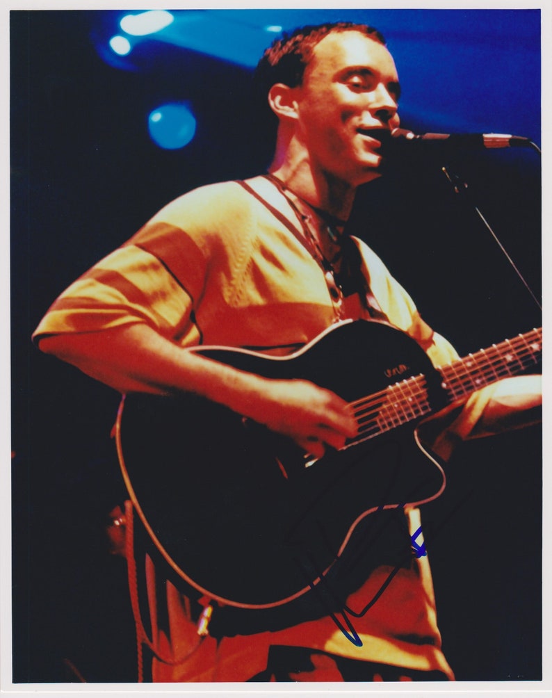 Dave Matthews Signed Autographed Glossy 8x10 Photo Poster painting - COA Matching Holograms