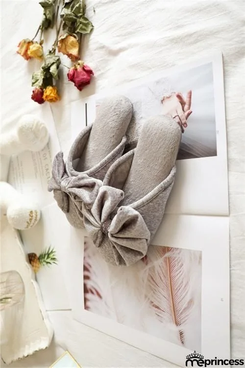 Velvet Bow Slipper