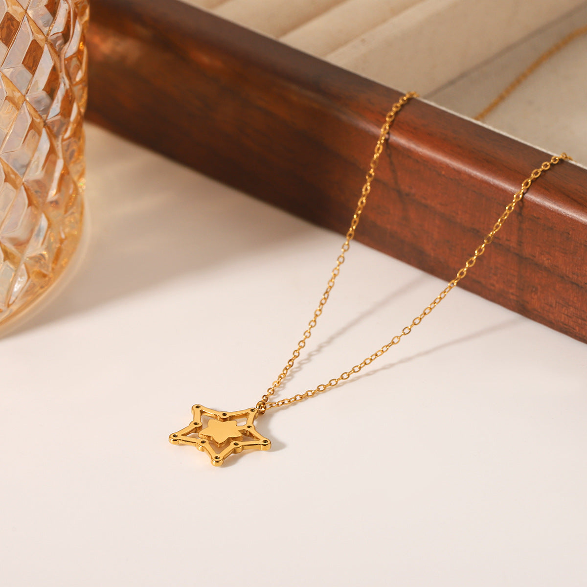 Stainless Steel Hollow Five-Pointed Star Diamond Pendant Necklace Female Titanium Steel Neck Chain Clavicle Chain