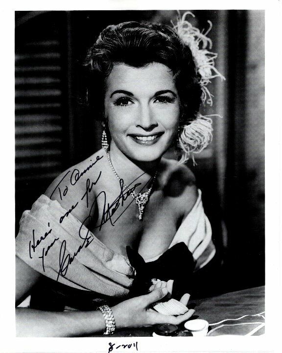 CAROLE MATTHEWS Autographed Signed Photo Poster paintinggraph - To Annie