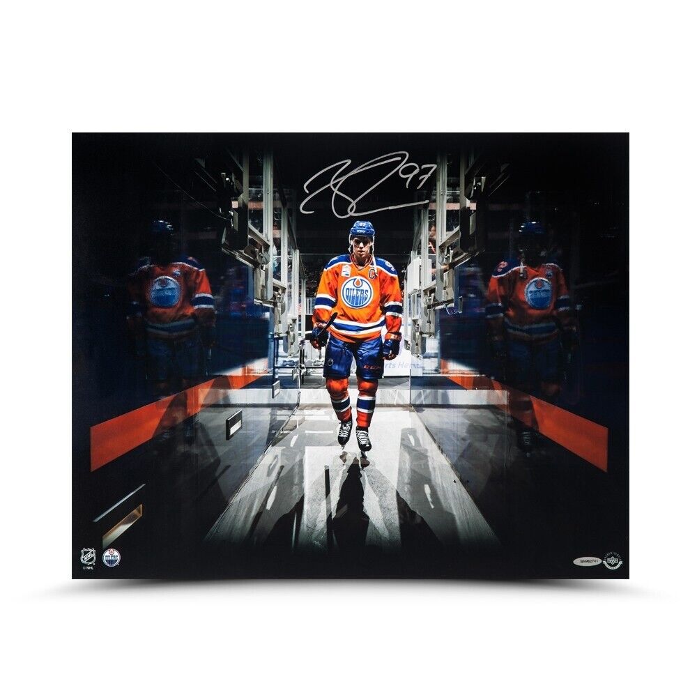 Connor McDavid Signed Autographed 16X20 Photo Poster painting Tunnel Vision