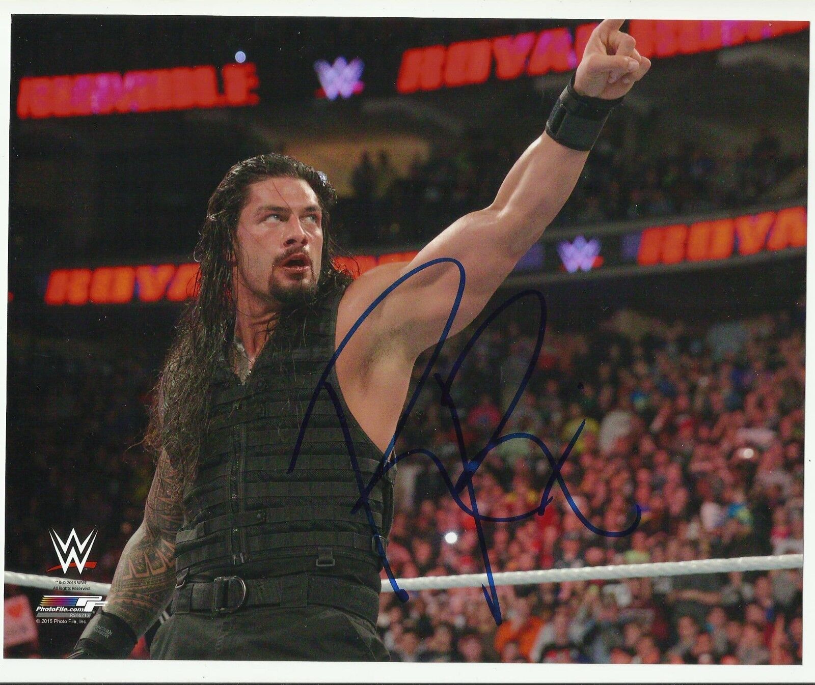 WWE ROMAN REIGNS Signed 8x10