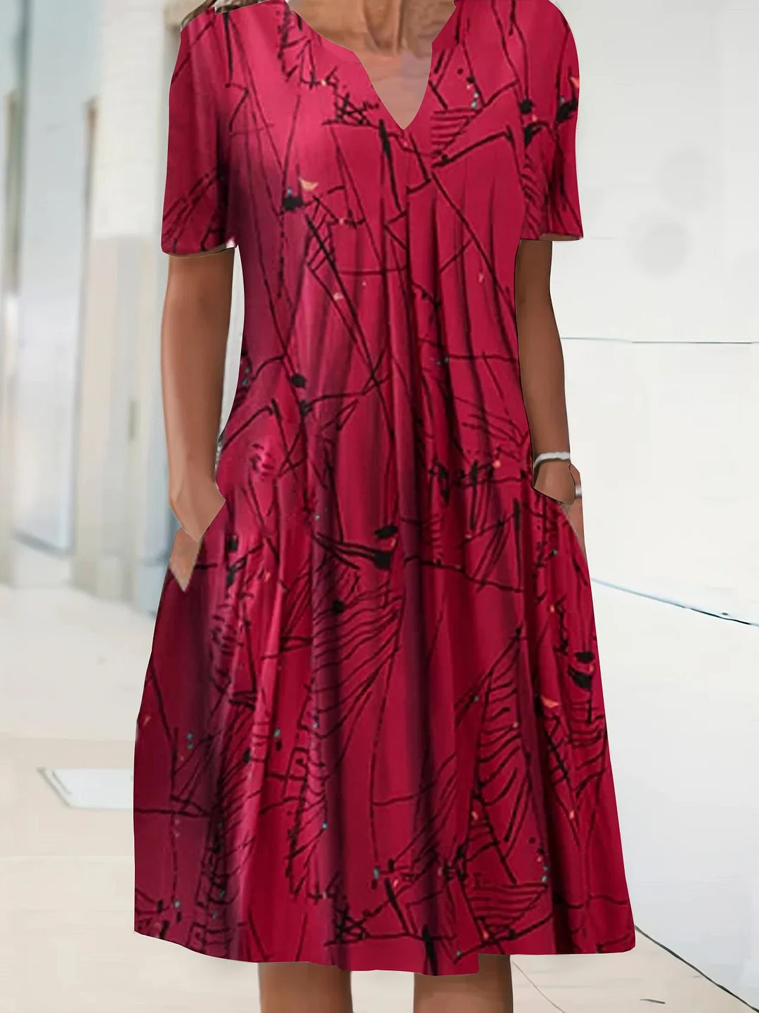 Women's Short Sleeve V Neck Red Graphic Midi Dress