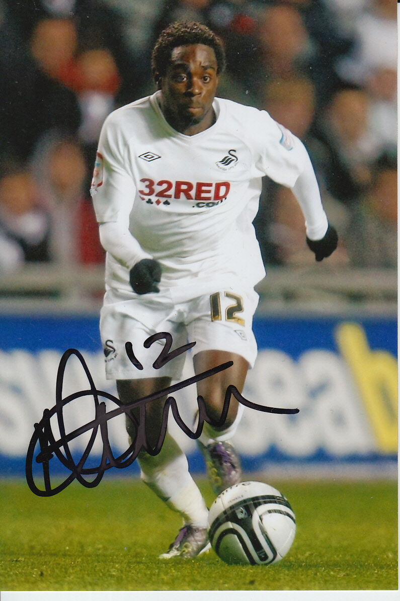 SWANSEA CITY HAND SIGNED NATHAN DYER 6X4 Photo Poster painting 5.