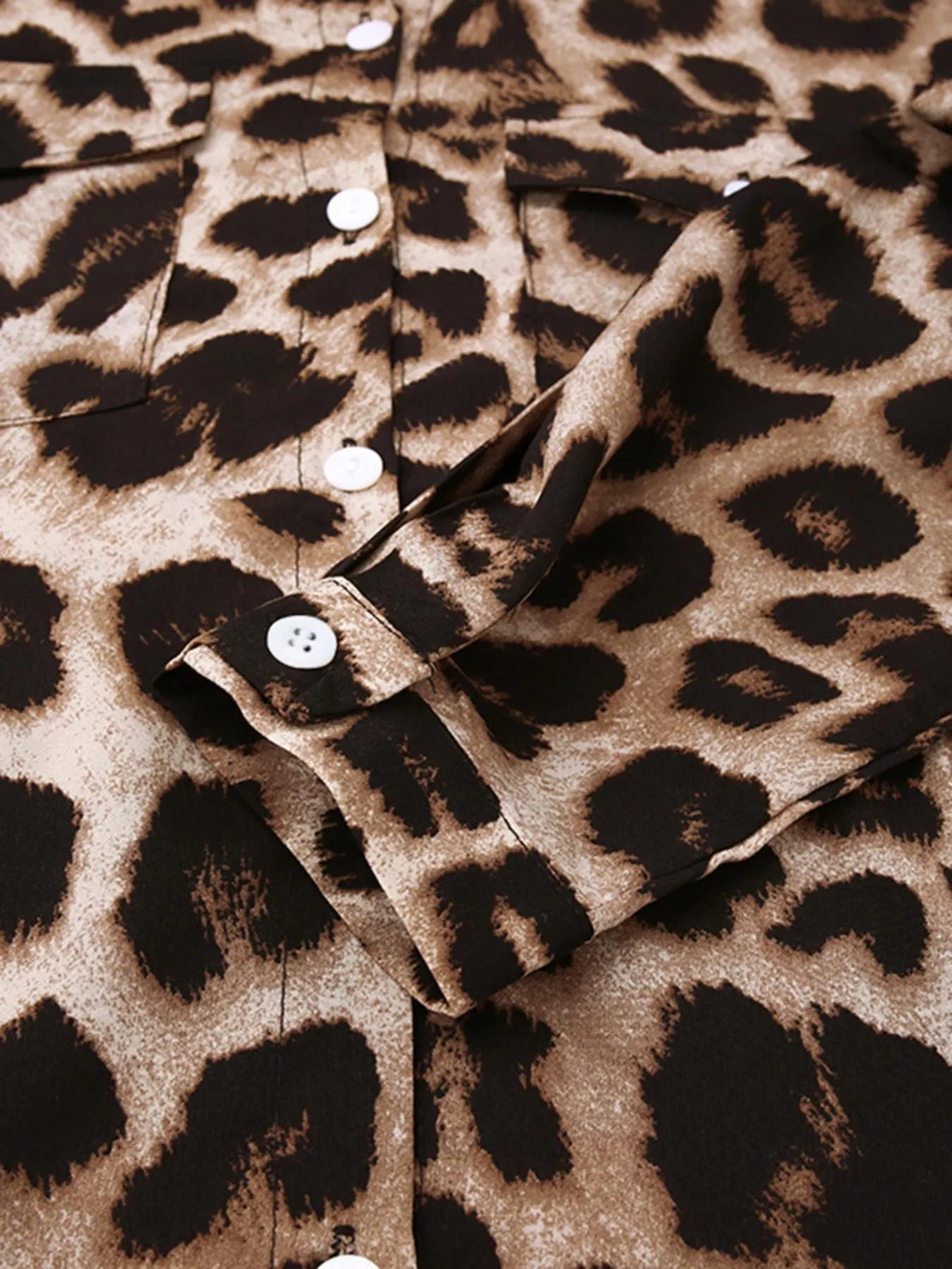 Women's Leopard Print Button Front Flap Pocket Shirt Fabric Dress, Casual Curved Hem Long Sleeve Collared Long Dress for Daily Wear, Ladies' Clothes for All Seasons, Womenswear