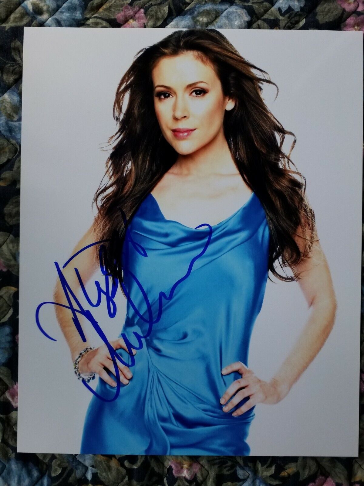 Alyssa Milano Authentic Autographed 8x10 Signed Photo Poster painting