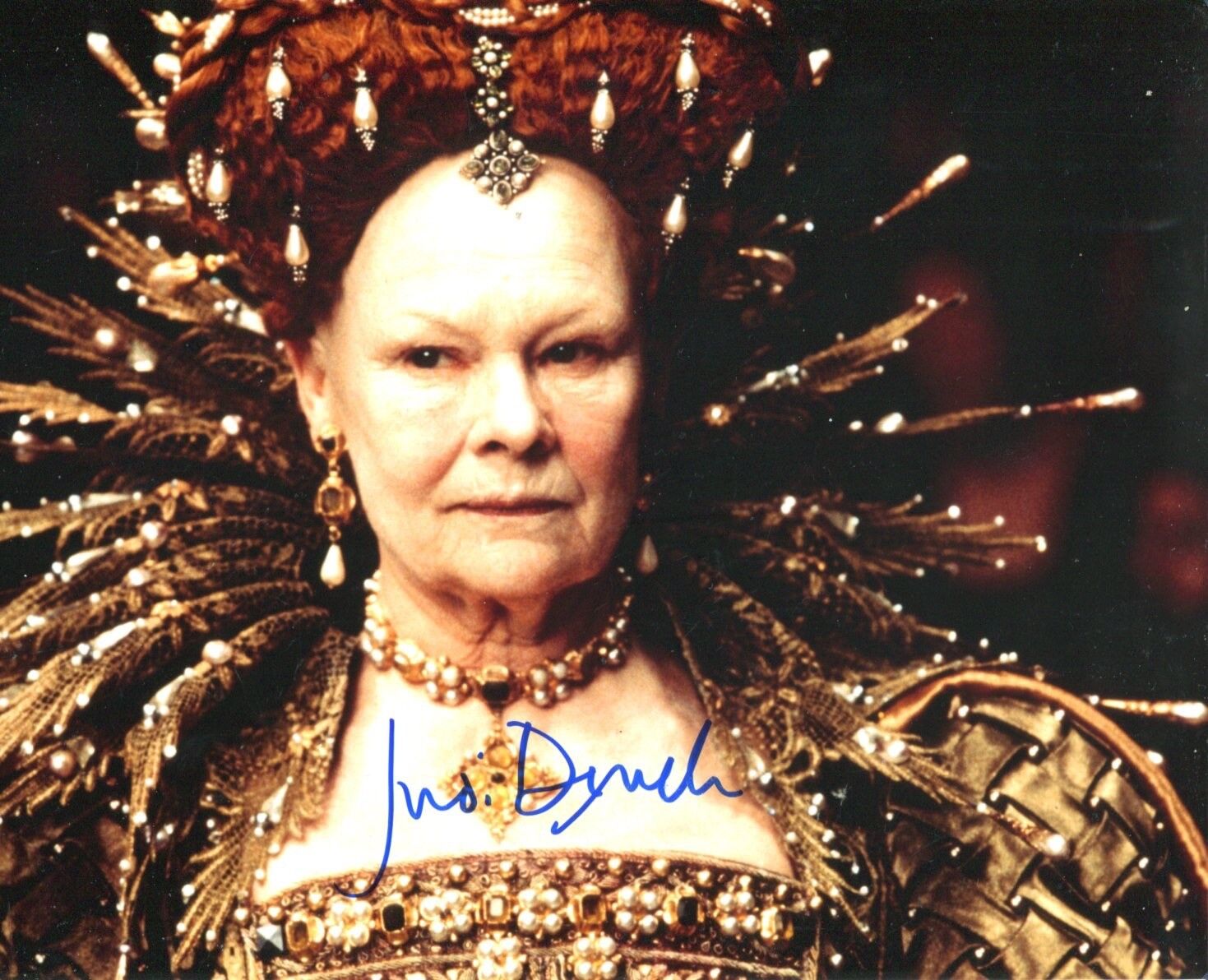 Actress Judi Dench signed Shakespeare in Love 8x10 movie Photo Poster painting - UACC DEALER