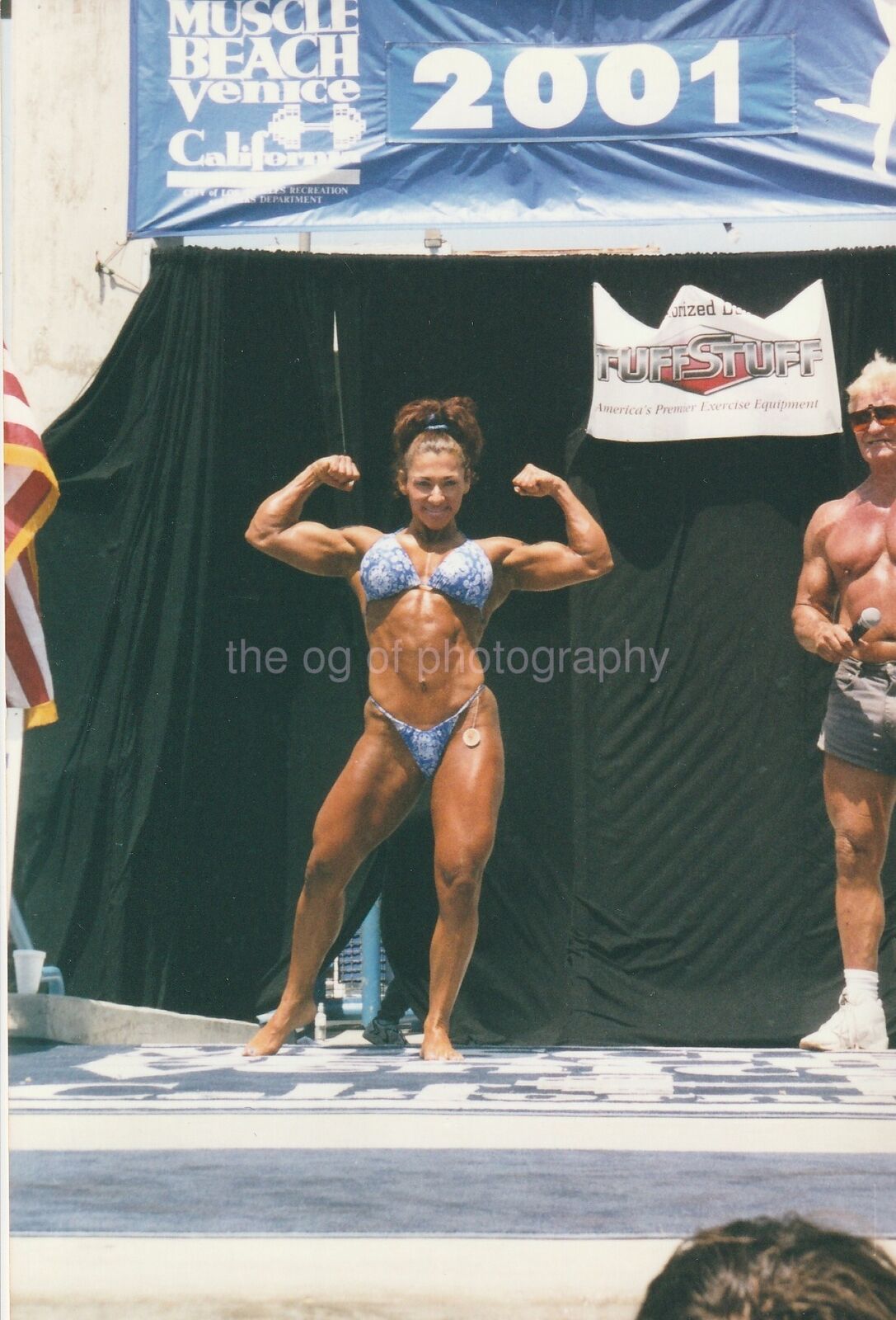 MUSCLE BEACH BODYBUILDER Found Photo Poster painting CALIFORNIA Woman POSING Female 91 7 H