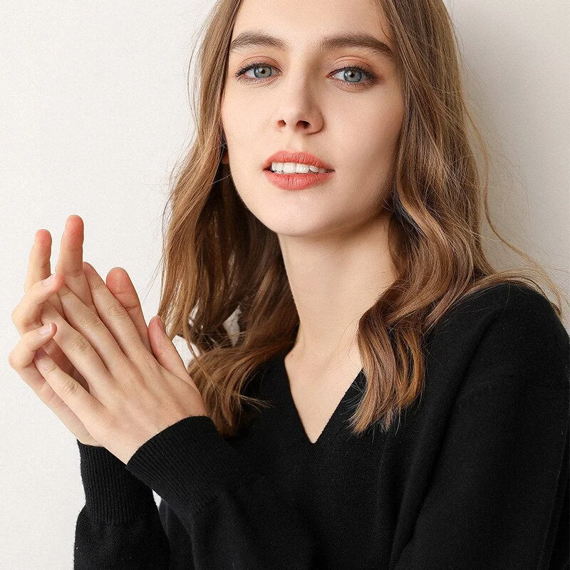 Women Sweater 2020 New V-neck Female Long-sleeved Knitted Pullover Jumper Pull Femme Clothes White Loose Thin Good Quality