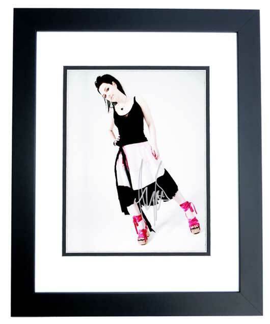 Amy Lee Signed - Autographed Evanescence Singer 8x10 inch Photo Poster painting - Custom FRAMED