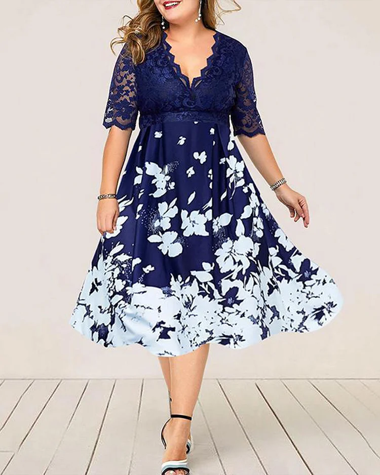Plus Size V-Neck Printed Lace Lace Panel Women's Dress