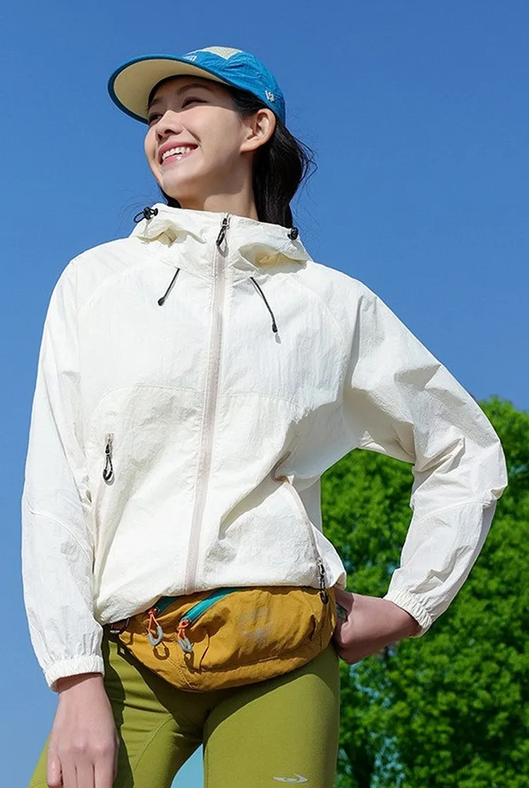 Women's UPF 100+ Sun Protection Hoodie Lightweight & Breathable