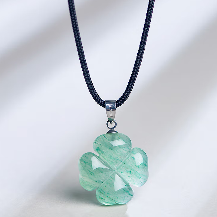 High Standard Green Dongling Jade Lucky Clover Pendant Necklace - 925 Sterling Silver, Perfect Gift for Holidays and Special Occasions