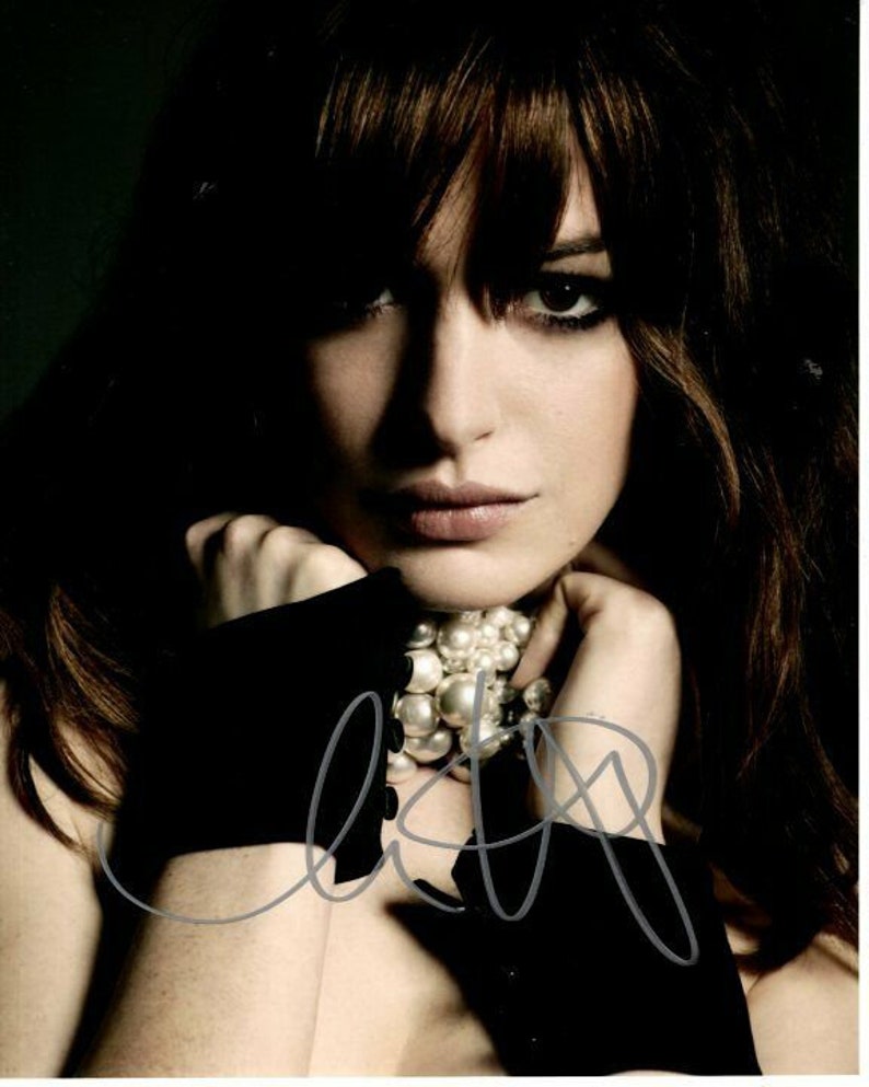 Anne hathaway autographed signed 8x10 Photo Poster painting