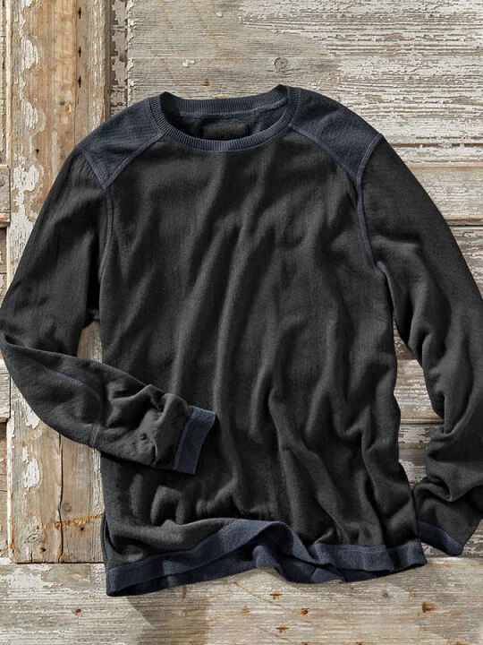 Casual Black Long-Sleeved T-Shirt