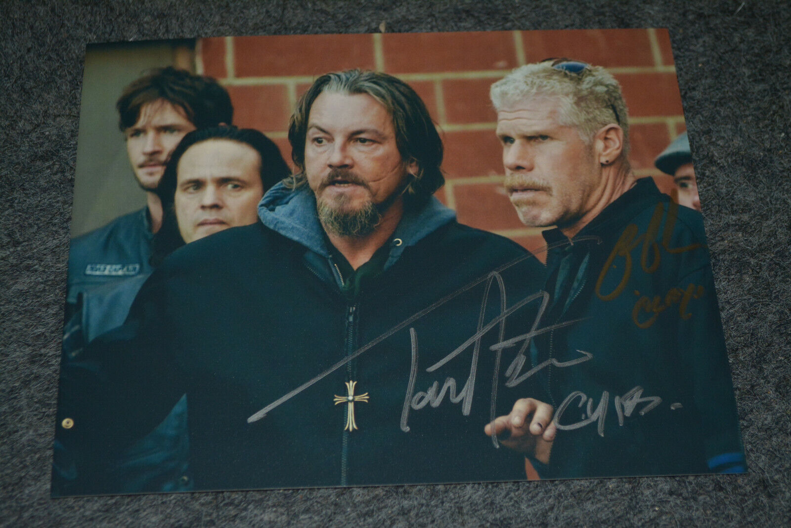 TOMMY FLANAGAN & RON PERLMAN signed autograph In Person 8x10 SONS OF ANARCHY